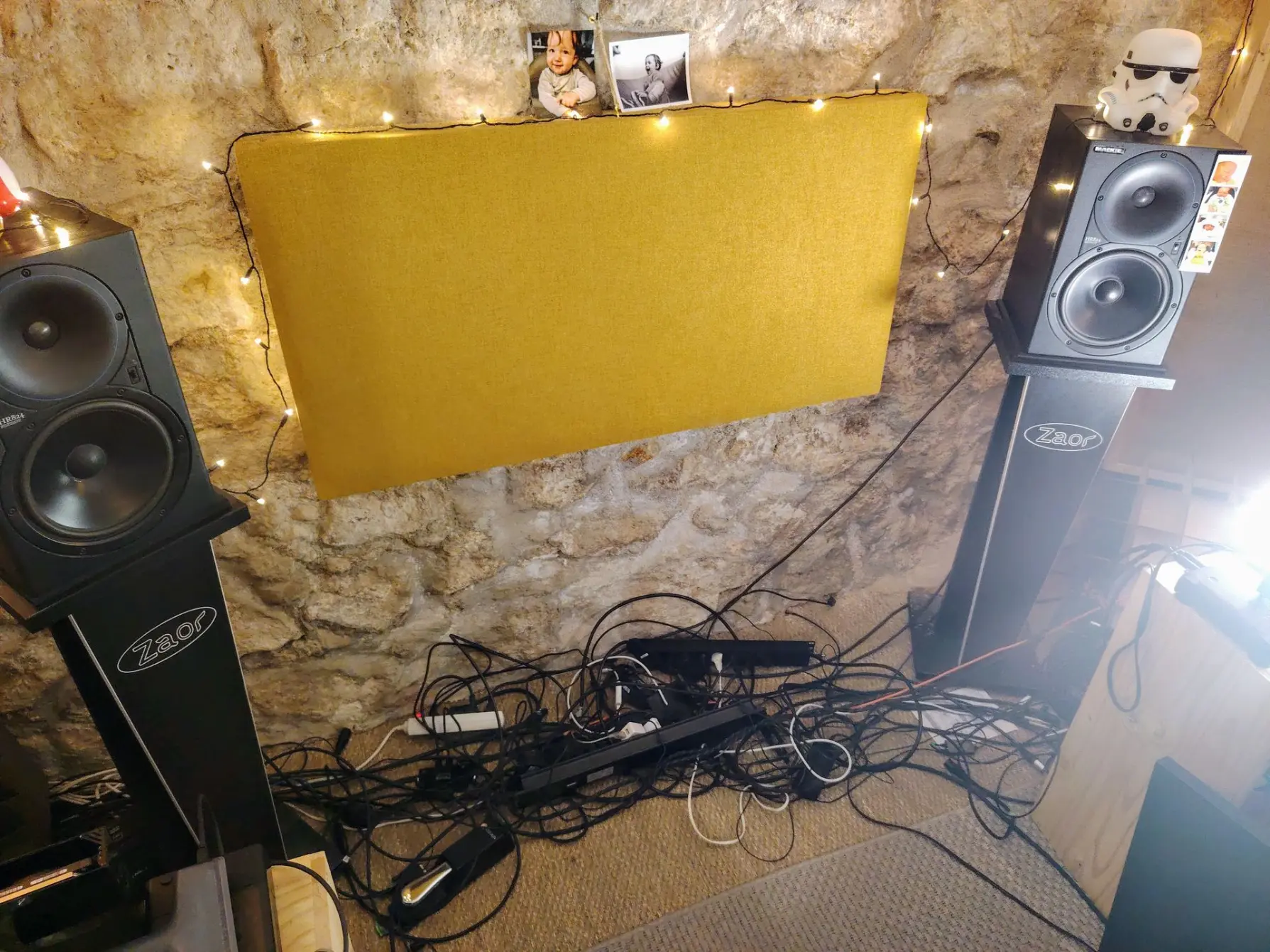 Maintenant, il va falloir mettre de l'ordre dans tout ça.... le cable management c'est pas fun fun Cable management...